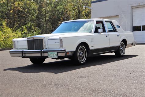 1983 lincoln continental mark